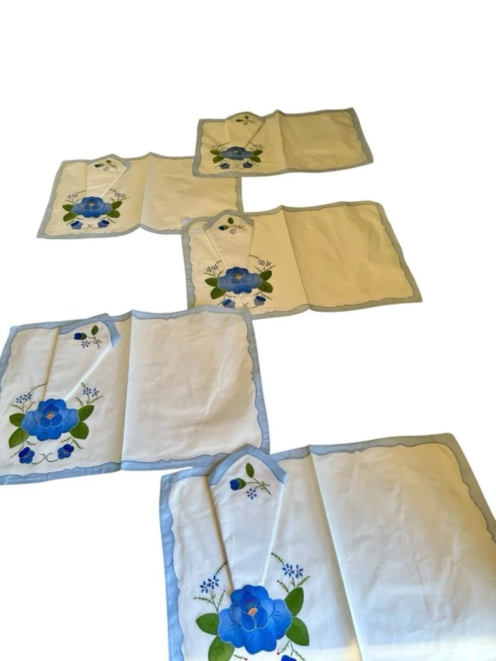 5 Vintage Madeira Applique Placemats w Matching Napkins Cotton NOS Blue White